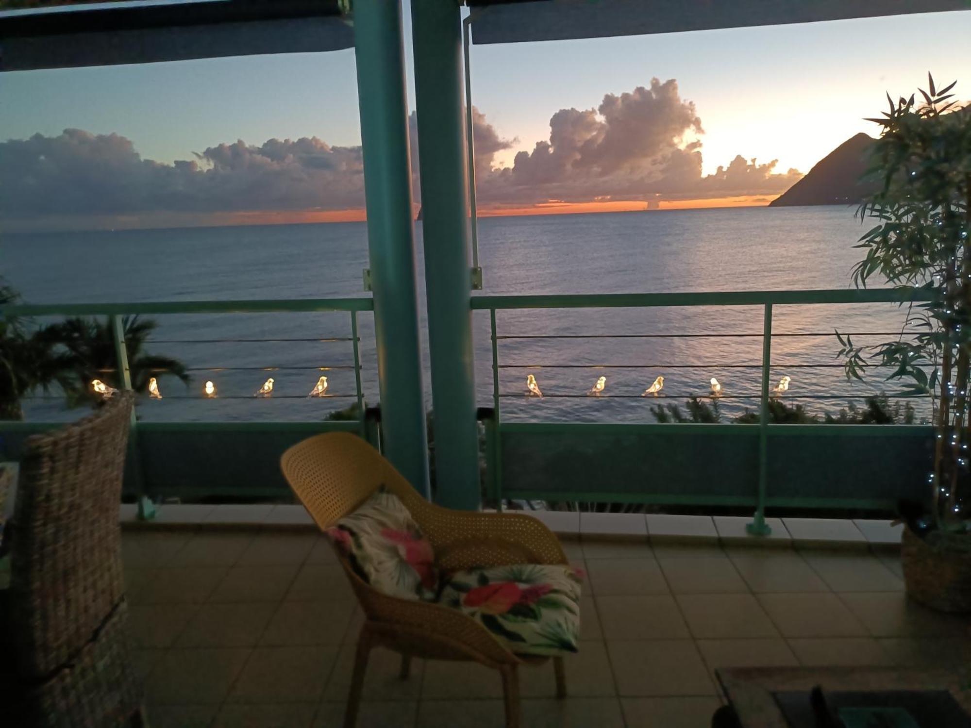 Appartement Les Pieds Dans L'Eau Dans Residence De Standing เลอ ดีอามงต์ ภายนอก รูปภาพ